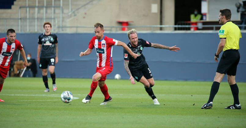 Relegation 1 FC Heidenheim SV Werder Bremen v l Marc Schnatterer 1 FC Heidenheim , Kevin Vogt SV Werder Bremen Germany, Heidenheim, 06 07 2020, Football, Bundesliga, Season 2019 2020, Relegation, 1 FC Heidenheim SSV Jahn Regensburg DFL DFB REGULATIONS PROHIBIT ANY USE OF PHOTOGRAPHS AS IMAGE AND OR QUASI VIDEO Photo Press Photo Herd Robin Herd Pool Press Photo Herd Heidenheim Herd Baden Württemberg Germany Poolfoto Pressefoto Rudel Robin Rudel Poo ,EDITORIAL USE ONLY