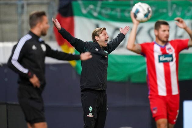 1 FC Heidenheim vs SV Werder Bremen Relegation 02 06 07 2020 Florian Kohfeldt Trainer SV Werder Bremen , gestures, facial expressions, raging emotions Sport nphgm001 Football 1 Bundesliga season 19 20 Relegation 02 1 FC Heidenheim vs SV Werder Bremen 06 07 2020 Foto gumzmedia nordphoto POOL DFL regulations prohibit any use of photographs as image sequences and or quasi video EDITORIAL USE ONLY National and international News Agencies OUT Heidenheim Voith Arena BW GERMANY Poolfoto gumzmedia nordphoto ,EDITORIAL USE ONLY