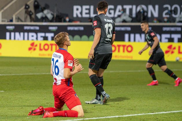 GER, FC Heidenheim vs. Werder Bremen, football, Bundesliga Religation, 2019 2020, 06 07 2020 David Otto FC Heidenheim, 26 , is getting angry, GER, FC Heidenheim vs. Werder Bremen, football, Bundesliga Religation, 2019 2020, 06 07 2020, DFB DFL regulations prohibit any use of photographs as image sequences and or quasi video , Foto EIBNER Sascha Walther Heidenheim Voith Arena Baden Wuerttemberg Germany Poolfoto Eibner Walther Pool ,EDITORIAL USE ONLY