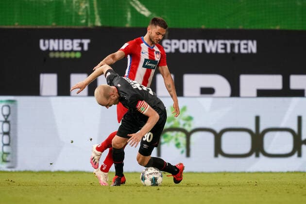 1 FC Heidenheim vs SV Werder Bremen Relegation 02 06 07 2020 Davy Klaassen Werder Bremen 30 Sport nphgm001 Football 1 Bundesliga Season 19 20 Relegation 02 1 FC Heidenheim vs SV Werder Bremen 06 07 2020 Foto gumzmedia nordphoto POOL DFL regulations prohibit any use of photographs as image sequences and or quasi video EDITORIAL USE ONLY National and international News Agencies OUT Heidenheim Voith Arena BW GERMANY Poolfoto gumzmedia nordphoto ,EDITORIAL USE ONLY