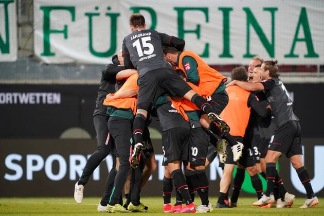 1 FC Heidenheim vs SV Werder Bremen Relegation 02 06 07 2020 1 2 Ludwig Augustinsson Werder Bremen 05 nach vorlage Fin Bartels Werder Bremen 22 Jubilee Sport nphgm001 Football 1 Bundesliga Season 19 20 Relegation 02 1 FC Heidenheim vs SV Werder Bremen 06 07 2020 Foto gumzmedia nordphoto POOL DFL regulations prohibit any use of photographs as image sequences and or quasi video EDITORIAL USE ONLY National and international News Agencies OUT Heidenheim Voith Arena BW GERMANY Poolfoto gumzmedia nordphoto ,EDITORIAL USE ONLY