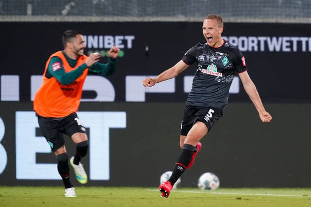 1 FC Heidenheim vs SV Werder Bremen Relegation 02 06 07 2020 Jubilation Ludwig Augustinsson Werder Bremen 05 after the 1 2 with Leonardo Bittencourt Werder Bremen 10 Sport nphgm001 Football 1 Bundesliga season 19 20 Relegation 02 1 FC Heidenheim vs SV Werder Bremen 06 07 2020 Foto gumzmedia nordphoto POOL DFL regulations prohibit any use of photographs as image sequences and or quasi video EDITORIAL USE ONLY National and international News Agencies OUT Heidenheim Voith Arena BW GERMANY Poolfoto gumzmedia nordphoto ,EDITORIAL USE ONLY