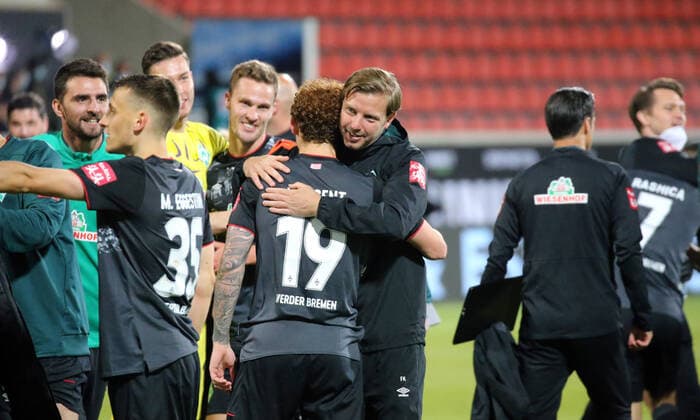Relegation 1 FC Heidenheim SV Werder Bremen v l Joshua Sargent SV Werder Bremen , Florian Kohfeldt SV Werder Bremen Germany, Heidenheim, 06 07 2020, Football, Bundesliga, Season 2019 2020, Relegation, 1 FC Heidenheim SSV Jahn Regensburg DFL DFB REGULATIONS PROHIBIT ANY USE OF PHOTOGRAPHS AS IMAGE AND OR QUASI VIDEO Photo Press Photo Herd Robin Herd Pool Press Photo Herd Heidenheim Herd Baden Württemberg Germany Poolfoto Pressefoto Rudel Robin Rudel Poo ,EDITORIAL USE ONLY