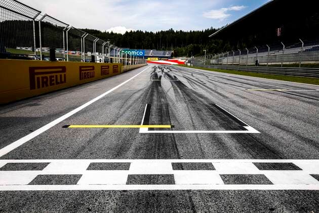 Motorsports: FIA Formula One World Championship, WM, Weltmeisterschaft 2020, Grand Prix of Styria, Red Bull Ring Spielberg, track, Rennstrecke, tyres marks, skidmarks, Fahrbahn, Bremsspur, Bremsspuren, Strecke, Gummi, Spur, Reifenspuren, Reifenspur, Streifen, Asphalt, Abrieb, Gummi, marks Spielberg Austria