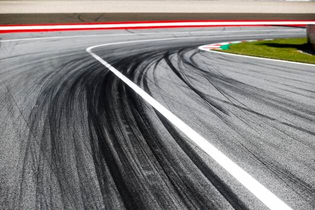 Motorsports: FIA Formula One World Championship, WM, Weltmeisterschaft 2020, Grand Prix of Styria, Red Bull Ring Spielberg, track, Rennstrecke, tyres marks, skidmarks, Fahrbahn, Bremsspur, Bremsspuren, Strecke, Gummi, Spur, Reifenspuren, Reifenspur, Streifen, Asphalt, Abrieb, Gummi, marks Spielberg Austria