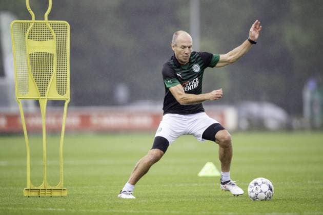 Bilder des Jahres 2020, Sport 07 Juli Sport Themen der Woche KW28 Sport Bilder des Tages GRONINGEN, 10-07-2020, TopSportZorgCentrum. Dutch football. Arjen Robben has starts his training before the preseason with FC Groningen. Training Arjen Robben  x8640808x Copyright: