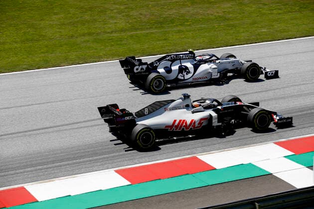 Motorsports: FIA Formula One World Championship, WM, Weltmeisterschaft 2020, Grand Prix of Styria, 10 Pierre Gasly (FRA, Scuderia AlphaTauri Honda), 8 Romain Grosjean (FRA, Haas F1 Team), Spielberg Austria
