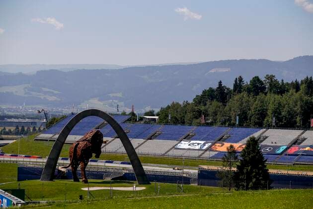 Motorsports: FIA Formula One World Championship, WM, Weltmeisterschaft 2020, Grand Prix of Styria, Red Bull Ring Spielberg, Statue, Bulle Spielberg Austria