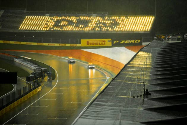 Motorsports: FIA Formula One World Championship, WM, Weltmeisterschaft 2020, Grand Prix of Styria, F1 Safety Car, Mercedes-AMG GT R and F1 Medical Car, heavy rain Spielberg Austria