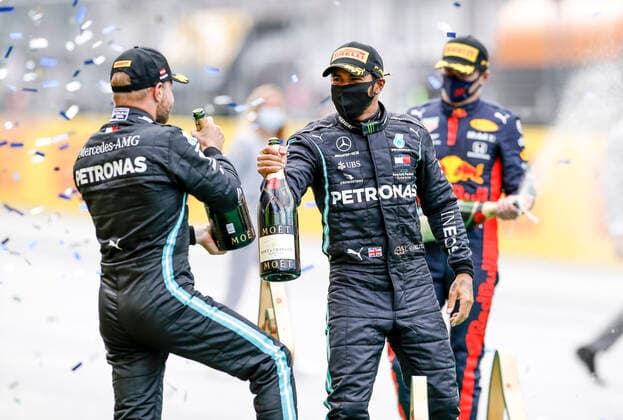 Motorsports: FIA Formula One World Championship, WM, Weltmeisterschaft 2020, Grand Prix of Styria, 77 Valtteri Bottas (FIN, Mercedes-AMG Petronas Formula One Team), 44 Lewis Hamilton (GBR, Mercedes-AMG Petronas Formula One Team), Spielberg Austria