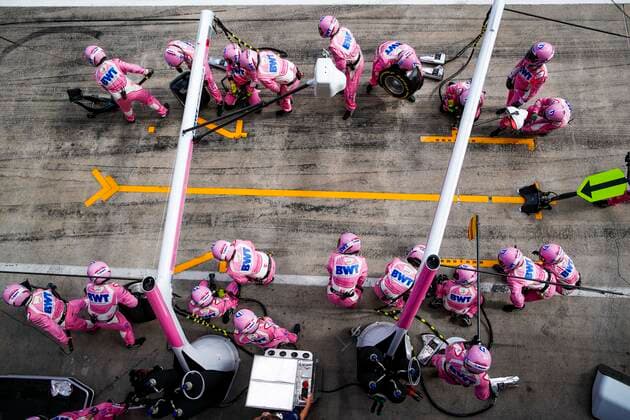 Motorsports: FIA Formula One World Championship, WM, Weltmeisterschaft 2020, Grand Prix of Styria, Mechanic of BWT Racing Point F1 Team Spielberg Austria
