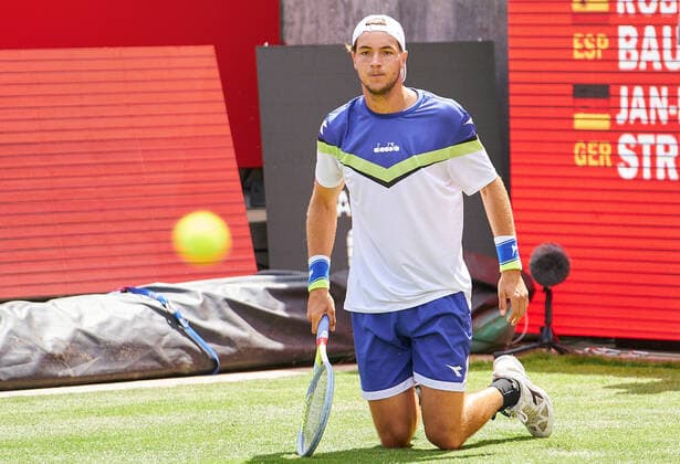 Jan-Lennard STRUFF (GER) on the ground his match against Roberto BAUTISTA AGUT (ESP) at the Tennis bett1 ACES Tennis Tournament on grass in Berlin , July 13, 2020.