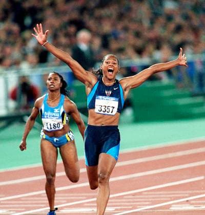 000923 Summer Olympics 2000, Athletics: Gold medalist Marion Jones of USA (later disqualified for doping) react during womens 100 m at The Summer Olympic Games, Olympische Spiele, Olympia, OS on September 23, 2000 in Sydney, Australia. BILDBYRAN  Copyright: LENNARTxMANSSON BB000923LM050