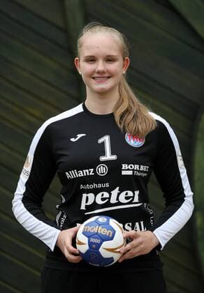 Handball 1 Bundesliga Women THC team photo shoot 15 07 2020, Schönstedt, Baumkronenpfad, Handball 1 Bundesliga Women, Season 2020 2021, Thüringer Handballclub, THC team photo shoot in picture Goalkeeper Laura Kuske