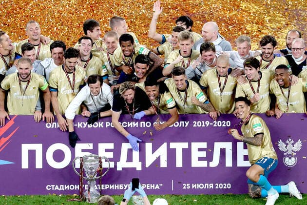 Bilder des Jahres 2020, Sport 07 Juli Sport Themen der Woche KW30 Sport Bilder des Tages YEKATERINBURG, RUSSIA - JULY 25, 2020: Zenit St Petersburg s players celebrate their victory in the 2019 2020 Russian Cup final football match against FC Khimki at Yekaterinburg Arena. Zenit St Petersburg won 1:0. Donat Sorokin TASS  TS0E1378