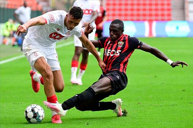 LIEGE, BELGIUM - JULY 25 : Selim Amallah midfielder of Standard Liege battles for the ball with Hassane Kamara defender of Nice during a pre season friendly game between Standard de Liege and OGC Nice on July 25, 2020 in Liege, Belgium, 25 07 2020 ( Photo by Peter De Voecht Photonews FOOTBALL : Standard de Liege vs OGC Nice - 25 07 2020 PHOTONEWS PANORAMIC 