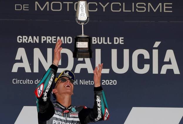 Bilder des Jahres 2020, Sport 07 Juli Sport Themen der Woche KW30 French MotoGP rider Fabio Quartararo, Petronas Yamaha SRT, celebrates on the podium after winning the race in Jerez-Angel Nieto circuit in Jerez de la Frontera, Spain, 26 July 2020, during the Motorcycling Grand Prix of Andalusia. Motorcycling Grand Prix of Andalusia !ACHTUNG: NUR REDAKTIONELLE NUTZUNG!  Copyright: xRománxRíosx GRAFAND970 20200726-637313751063269742