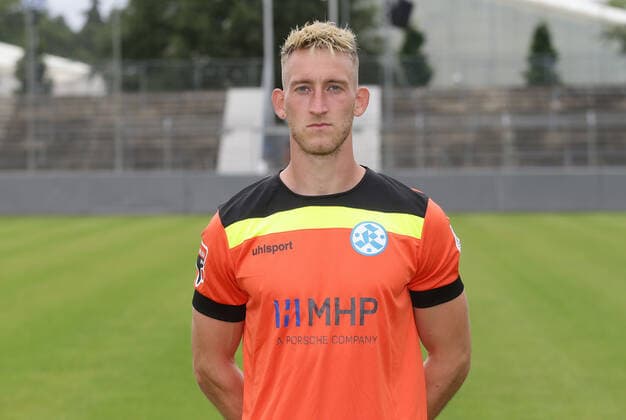 03 08 2020, Stuttgart , Oberliga , Photo session Stuttgarter Kickers , Tobias Trautner