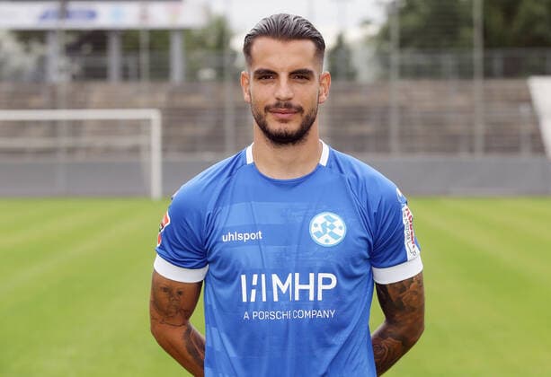 03 08 2020, Stuttgart , Oberliga , Photo session Stuttgarter Kickers , Denis Zagaria
