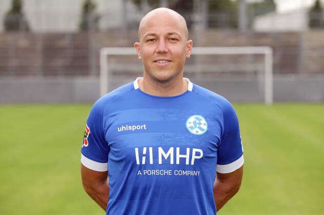03 08 2020, Stuttgart , Oberliga , Photo session Stuttgarter Kickers , Lukas Kling