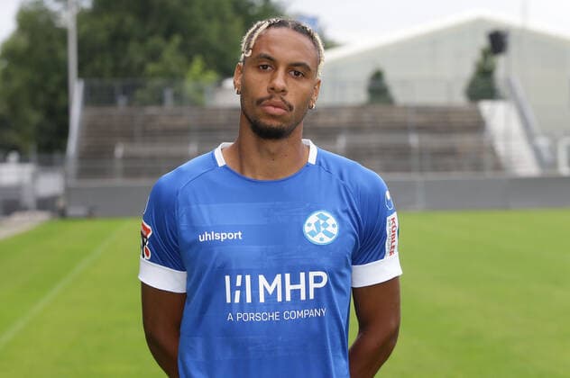 03 08 2020, Stuttgart , Oberliga , Photo session Stuttgarter Kickers , Ruben Reisig