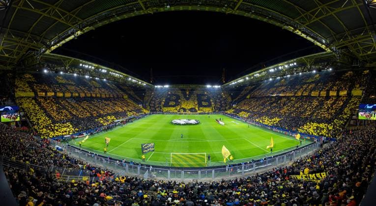 ARCHIVBILD Football UEFA Champions League Round of 16 Borussia Dortmund Paris Saint Germain on 18 02 2020 at Signal Iduna Park Today, Tuesday, the DFL general meeting will discuss whether fans can come to the stadiums again for the start of the Bundesliga UEFA REGULATIONS PROHIBIT ANY USE OF PHOTOGRAPHS AS IMAGE SEQUENCES AND OR QUASI VIDEO Copyright: xChristopherxNeundorfx xKirchnerxMediax