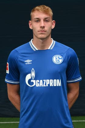 Timo Becker FC Schalke 04 1 BL, portrait date 2020 2021 Gelsenkirchen North Rhine Westphalia Germany Team2