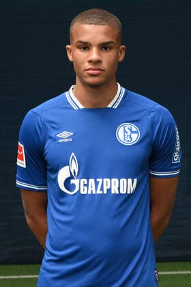 Malick Thiaw FC Schalke 04 1 BL, portrait date 2020 2021 Gelsenkirchen North Rhine-Westphalia Germany Team2