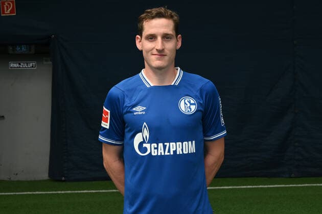 Sebastian Rudy FC Schalke 04 1 BL, portrait date 2020 2021 Gelsenkirchen North Rhine-Westphalia Germany Team2