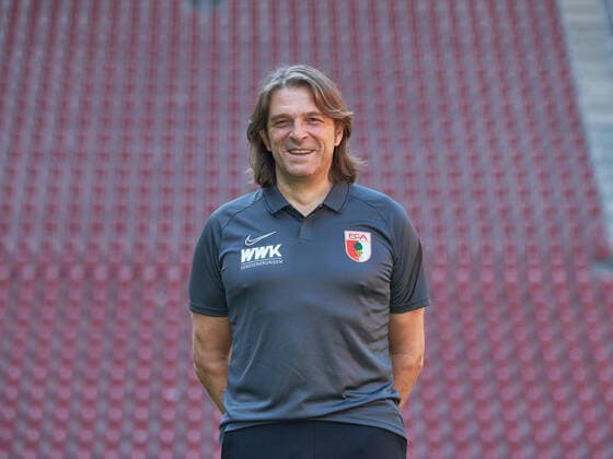 Dr Andreas Weigel Team doctor FC Augsburg , FC Augsburg 1907 1 BL, portrait appointment 2020 2021,