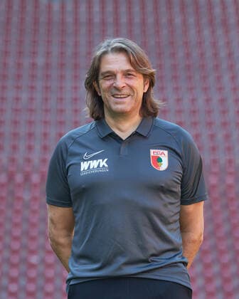 Dr Andreas Weigel Team doctor FC Augsburg , FC Augsburg 1907 1 BL, portrait appointment 2020 2021,