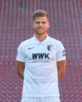 Florian Niederlechner, FC Augsburg 1907 1 BL, portrait date 2020 2021,