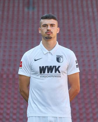 Jozo Stanic, FC Augsburg 1907 1 BL, portrait date 2020 2021,