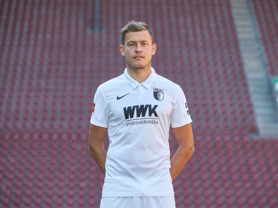 Alfred Finnbogason, FC Augsburg 1907 1 BL, portrait date 2020 2021,