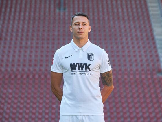 Marek Suchy, FC Augsburg 1907 1 BL, portrait date 2020 2021,
