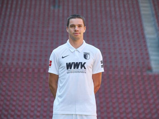 Raphael Framberger, FC Augsburg 1907 1 BL, portrait date 2020 2021,