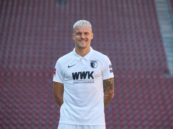 Philipp Max, FC Augsburg 1907 1 BL, portrait date 2020 2021,