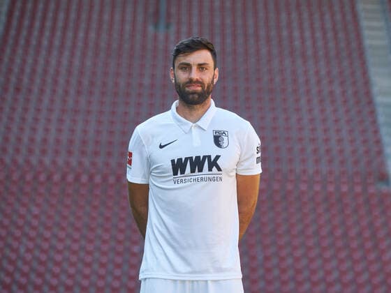 Jan Moravek, FC Augsburg 1907 1 BL, portrait date 2020 2021,