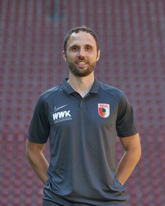 Daniel Müller rehab and athletics coach, FC Augsburg 1907 1 BL, portrait date 2020 2021,