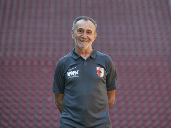 Salvatore Belardo Zeugwart, FC Augsburg 1907 1 BL, portrait date 2020 2021,