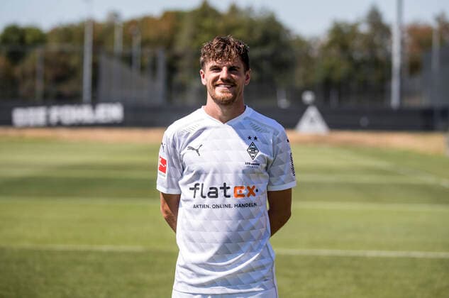 Jonas Hofmann BMG Borussia Mönchengladbach Porträttermin 2020 2021 PortraÌˆt, Presentation, PraÌˆsentation, Press appointment, Football, GER 07 08 2020, Football, Presentation, PraÌˆsentation, Press appointment, Football, GER 1 Bundesliga, Season 2020 21, Moenchengladbach Photo Moritz Müller Only for Editorial use
