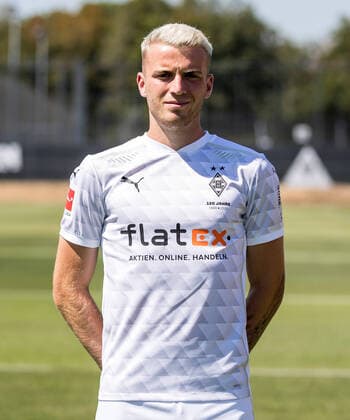 Jordan Louis Beyer BMG Borussia Mönchengladbach Porträttermin 2020 2021 PortraÌˆt, Introduction, PraÌˆsentation, Press appointment, Football, GER 07 08 2020, Football, Introduction, PraÌˆsentation, Press appointment, Football, GER 1 Bundesliga, Season 2020 21, Moenchengladbach Photo Moritz Müller Only for Editorial use