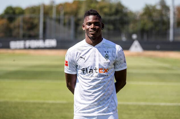 Breel Embolo BMG Borussia Mönchengladbach Porträttermin 2020 2021 Porträt, Presentation, Präsentation, Press event, Football, GER 07 08 2020, Football, Presentation, Präsentation, Press event, Football, GER 1 Bundesliga, Season 2020 21, Moenchengladbach Photo Moritz Müller Only for editorial use