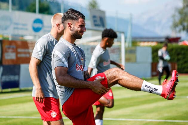 SOCCER - RBS vs Nice, test match ZELL AM SEE,AUSTRIA,08.AUG.20 - SOCCER - tipico Bundesliga, Ligue 1, Red Bull Salzburg vs OGC Nice, test match. Image shows Dominik Szoboszlai (RBS) during warm-up. GEPAxpictures xJasminxWalter