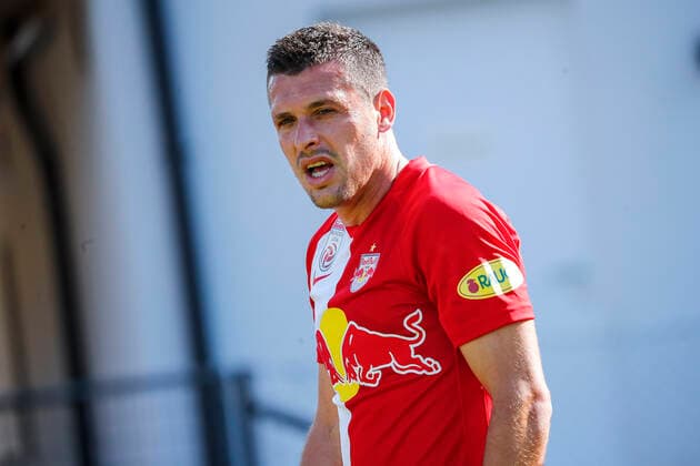 SOCCER - RBS vs Nice, test match ZELL AM SEE,AUSTRIA,08.AUG.20 - SOCCER - tipico Bundesliga, Ligue 1, Red Bull Salzburg vs OGC Nice, test match. Image shows Zlatko Junuzovic (RBS). GEPAxpictures xJasminxWalter