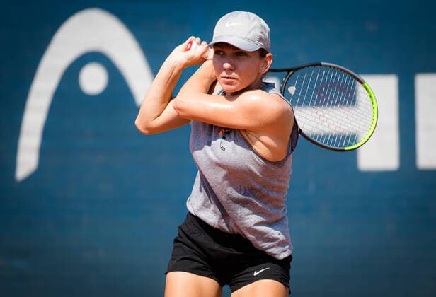 August 9, 2020, Prague, CZECH REPUBLIC: Simona Halep of Romania during practice at the 2020 Prague Open WTA, Tennis Damen International tennis tournament Prague CZECH REPUBLIC - ZUMAa181 20200809_zaa_a181_046 Copyright: xRobxPrangex
