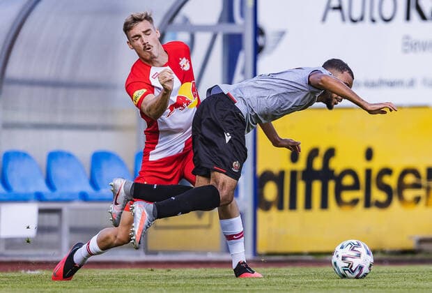 08 08 2020, Alois Latini Stadium, Zell am See, AUT, Test match, FC Red Bull Salzburg vs OGC Nice, in the picture Peter Pokorny FC Red Bull Salzburg , Alexis Claude Maurice OGC Nice during the Friendly Football Match between FC Red Bull Salzburg and OGC Nice at the Alois Latini Stadium, Zell am See, Austria on 2020 08 08 Zell am See  EP_fei