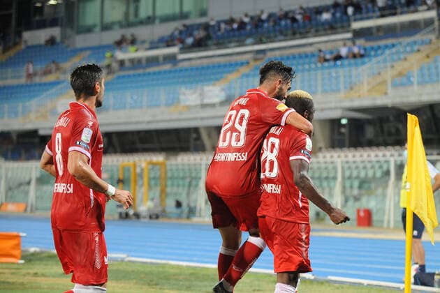Photo Fabio Urbini LaPresse Aug 10, 2020 Pescara (PE) Italy soccer Pescara vs Perugia - Italian Football Championship League BKT 2019 2020 - Giovanni Cornacchia stadium. In the pic:Kouan Perugia celebrates goal  Copyright: xFabioxUrbini LaPressex