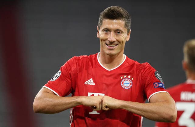 FC Bayern Munich Chelsea FC Robert Lewandowski FC Bayern Munich cheers for his goal in the 1 0 UEFA Championsleague quarter final return leg FC Bayern Munich Chelsea FC season 2019 2020 Photo Stefan Matzke sampics Pool via Revierfoto Only for journalistic use Only for editorial use NO SECONDARY RE SALE WITHIN 48h AFTER KICK OFF Munich Bayern Germany Poolfoto Stefan Matzke sampics Pool via Revierfoto ,EDITORIAL USE ONLY