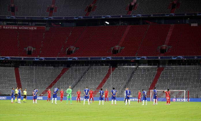 FC Bayern Munich Chelsea FC Minute of silence of both teams before the match UEFA Championsleague Quarterfinal Return match FC Bayern Munich Chelsea FC Season 2019 2020 Photo Stefan Matzke sampics Pool via Revierfoto Only for journalistic use Only for editorial use NO SECONDARY RE SALE WITHIN 48h AFTER KICK OFF Munich Bayern Germany Poolfoto Stefan Matzke sampics Pool via Revierfoto ,EDITORIAL USE ONLY